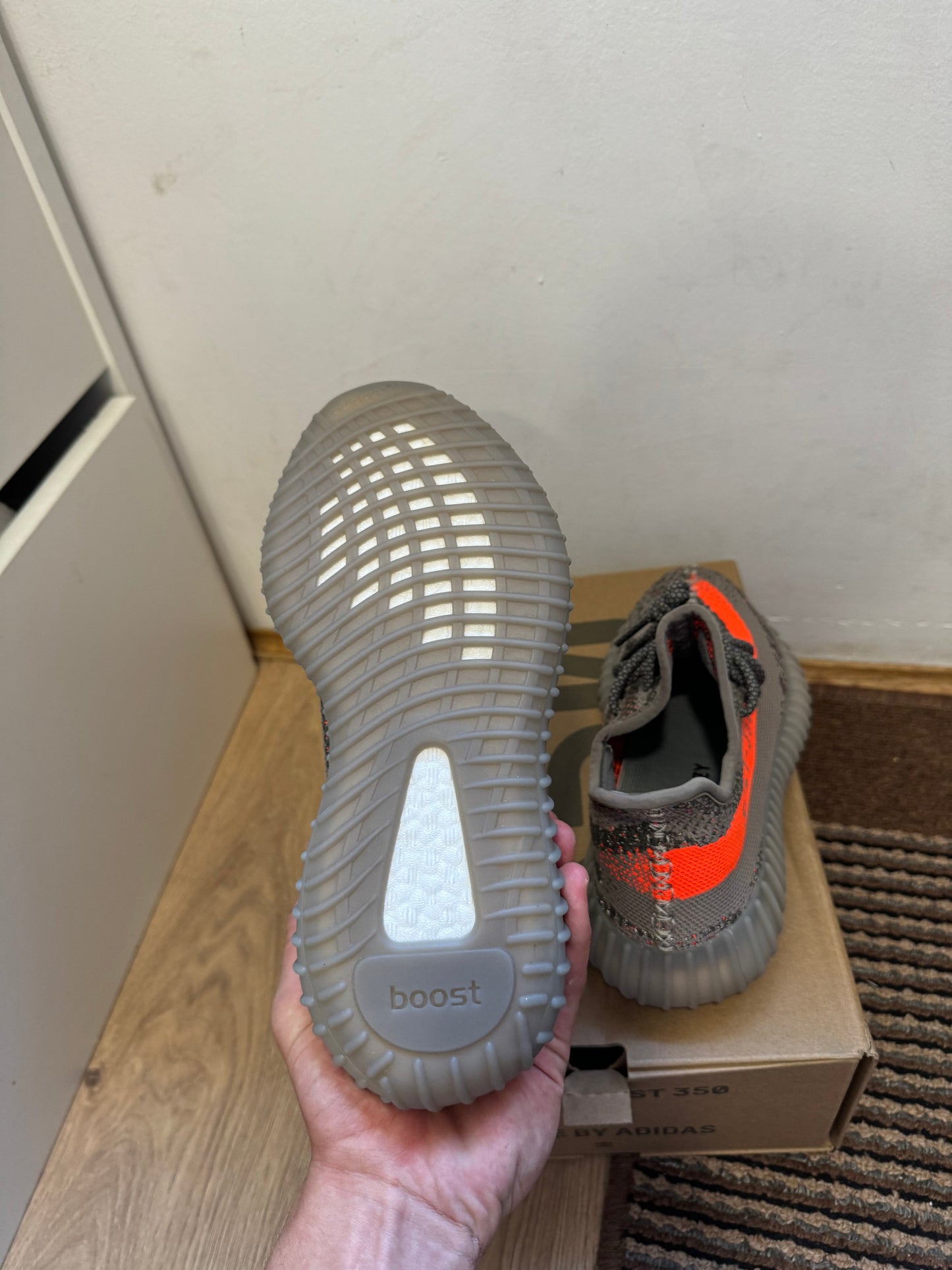 Yeezy 350 Beluga Broj 46(Odmah Dostupno)