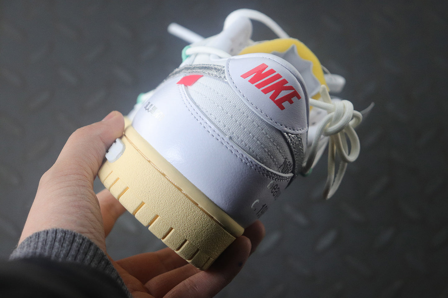 Off white dunk low lot 1