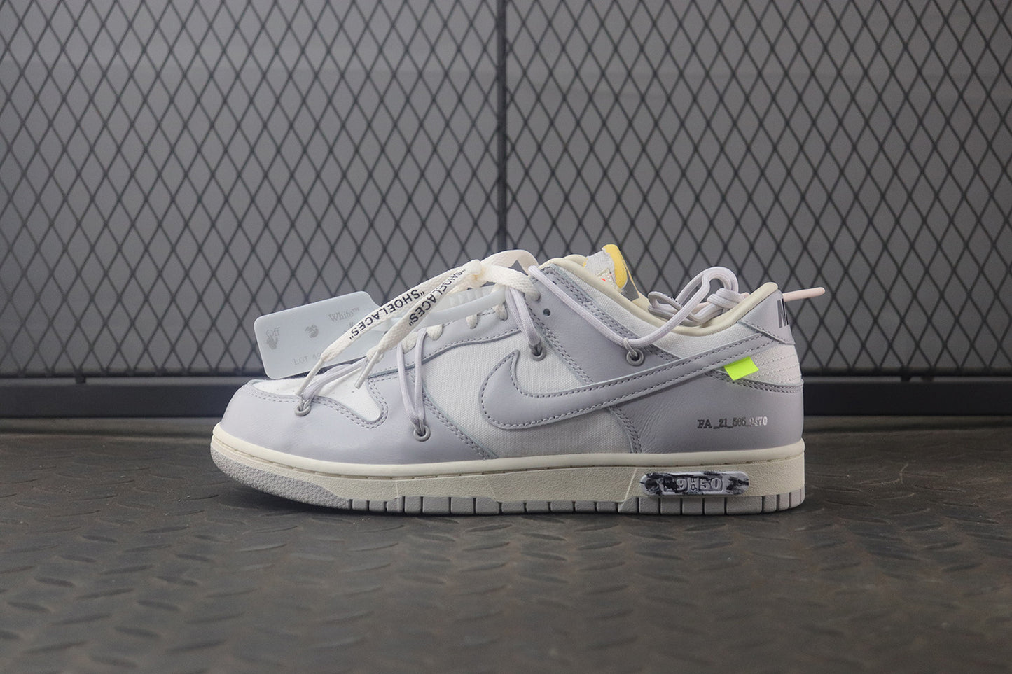 Off white dunk low lot 49