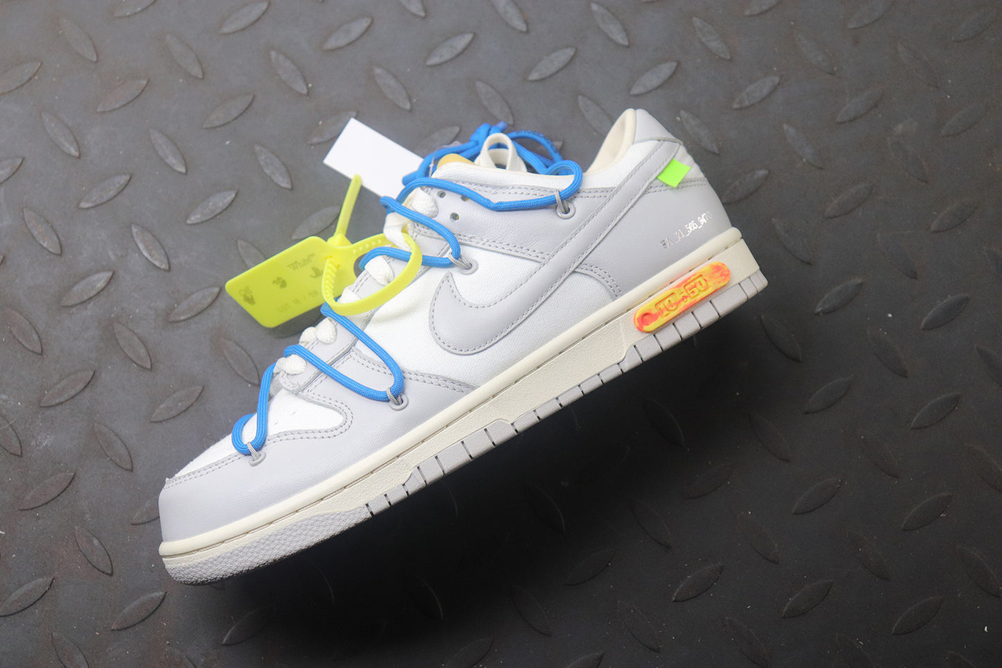 Off white dunk low lot 10