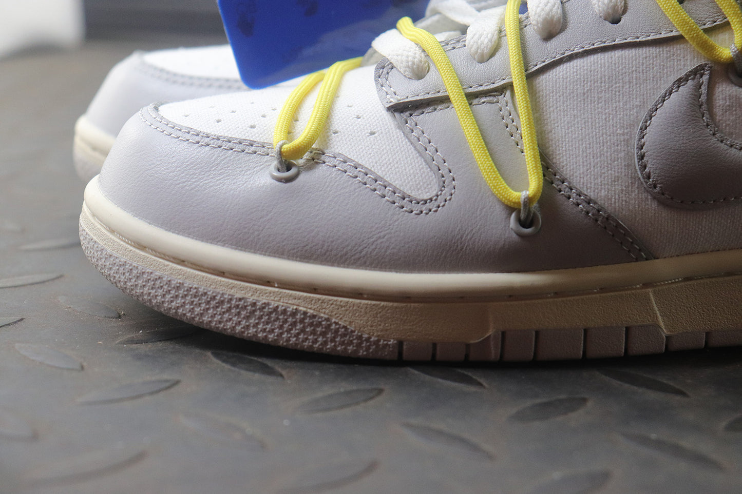 Off white dunk low lot 27