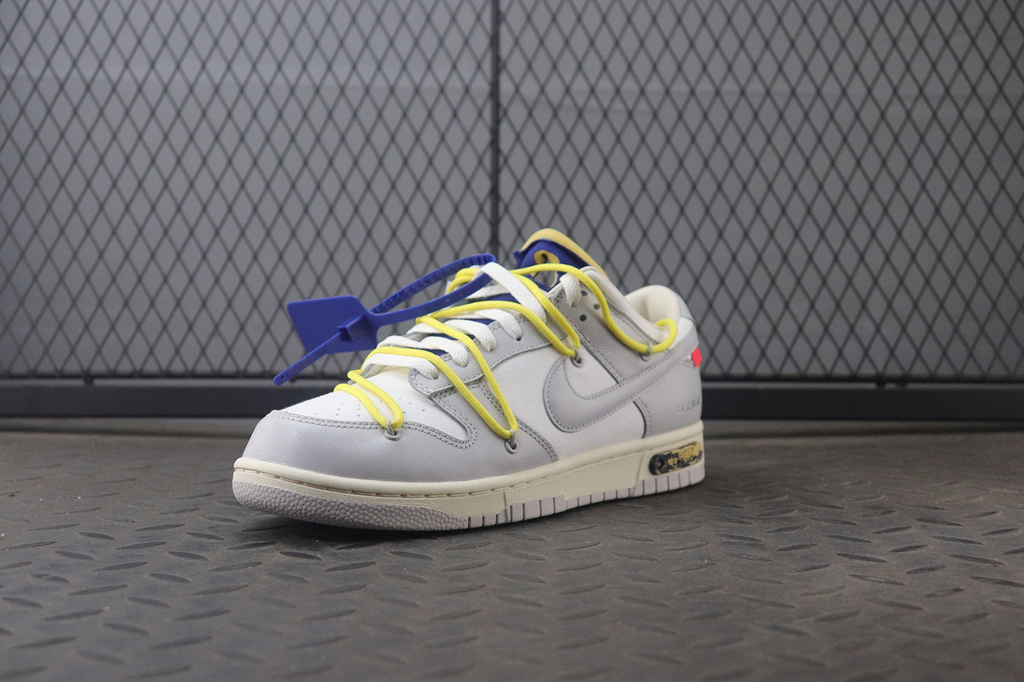 Off white dunk low lot 27