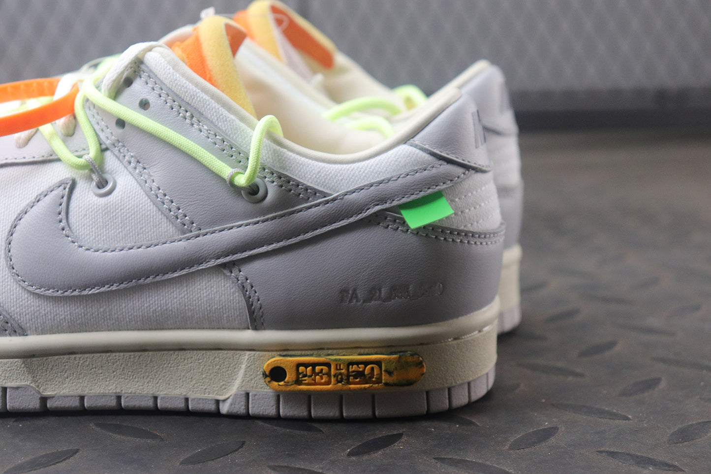 Off white dunk low lot 43