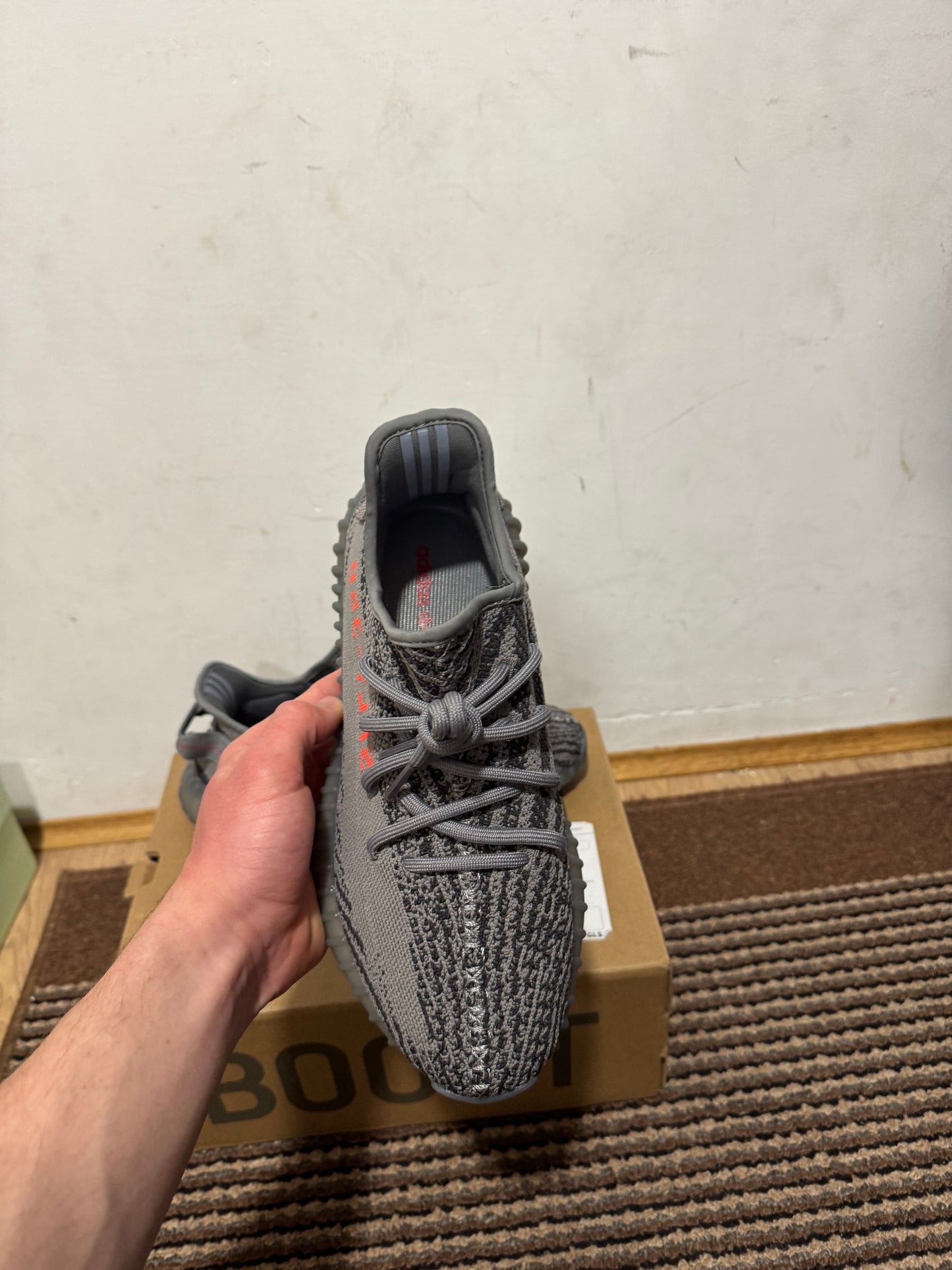 Yeezy 350 Beluga 2.0 Broj 39(Odmah Dostupno)