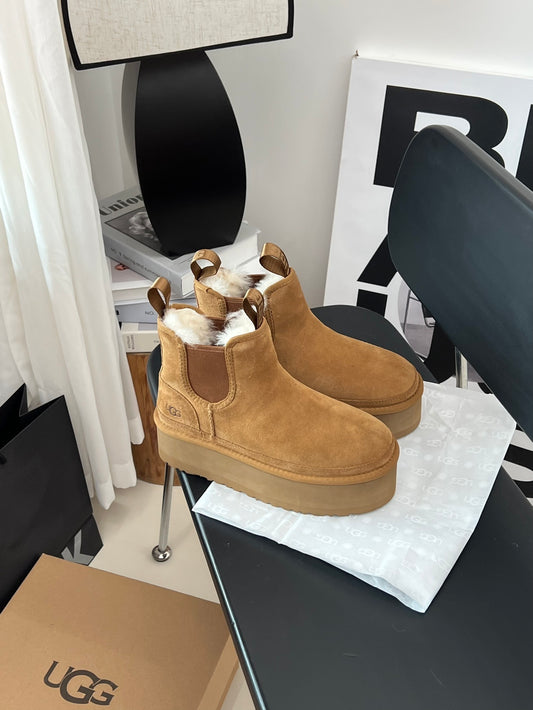 UGG