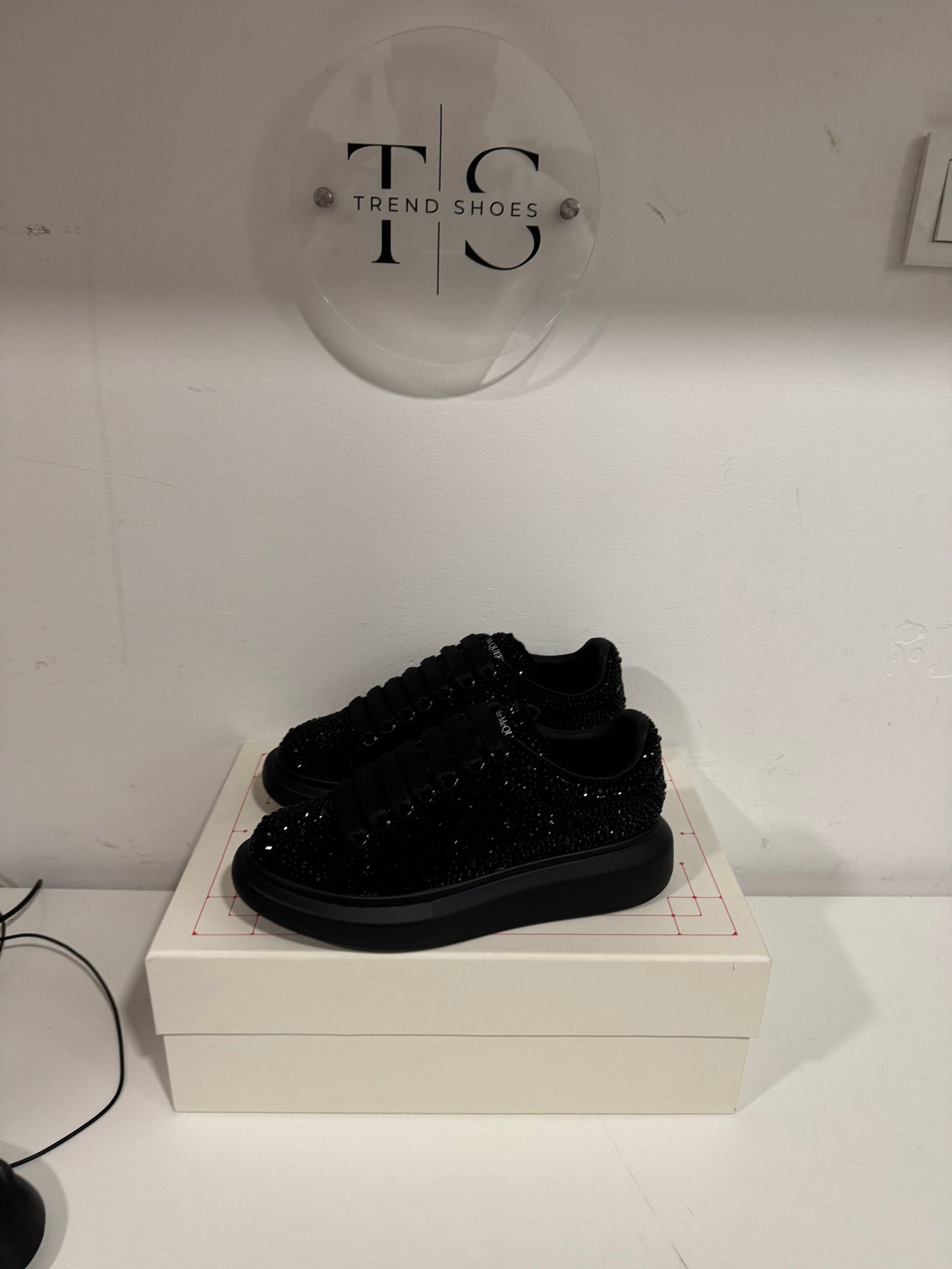(Odmah Dostupno)Alexander McQueen Broj 38,39,43