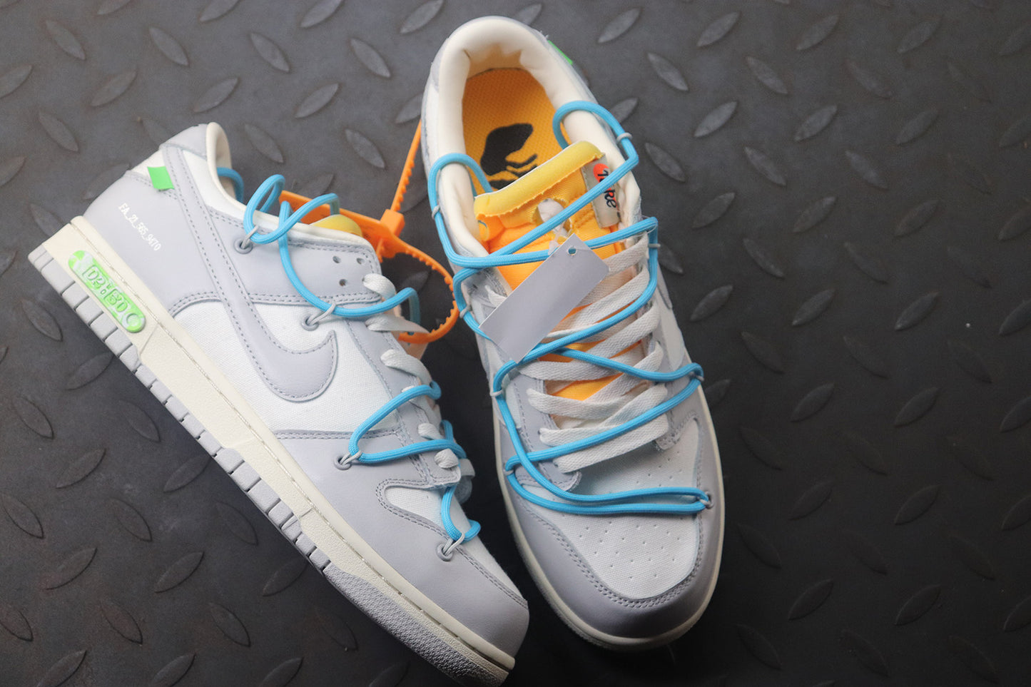 Off white dunk low lot 2
