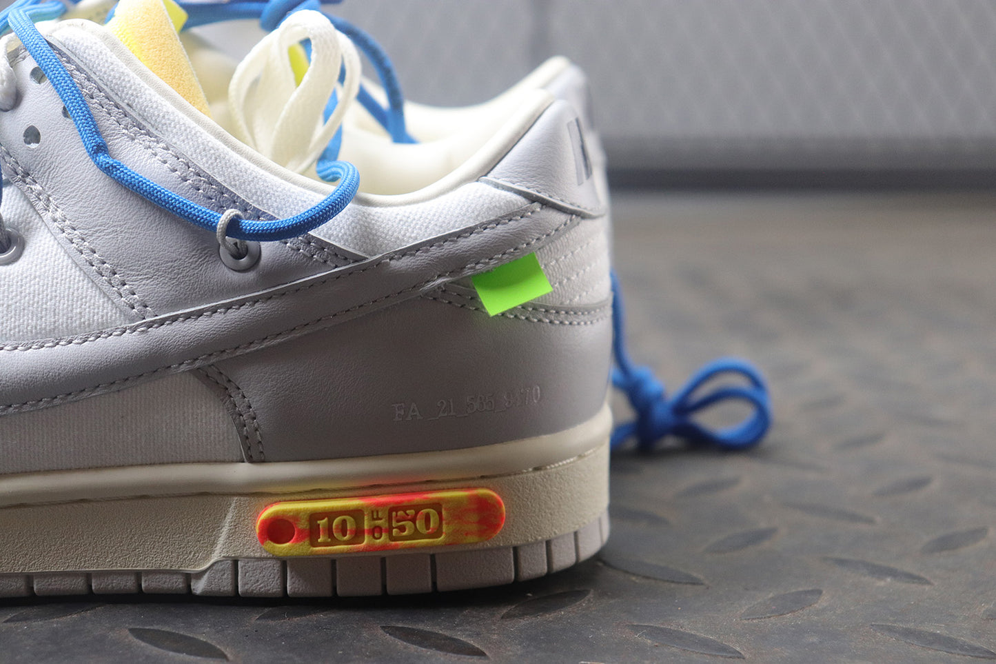 Off white dunk low lot 10