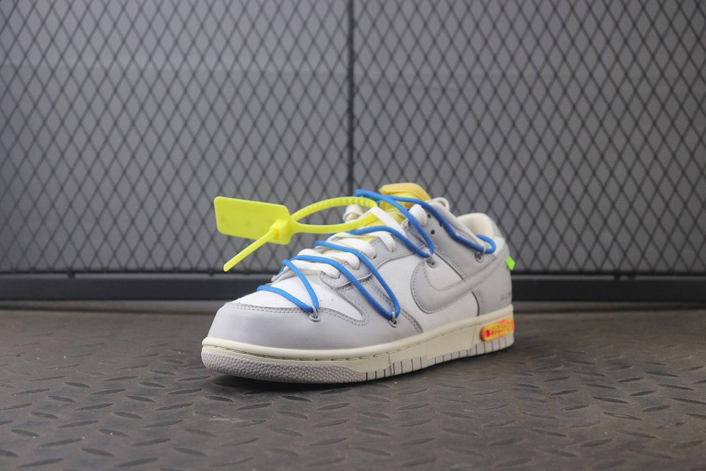 Off white dunk low lot 10