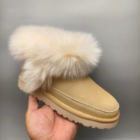 UGG