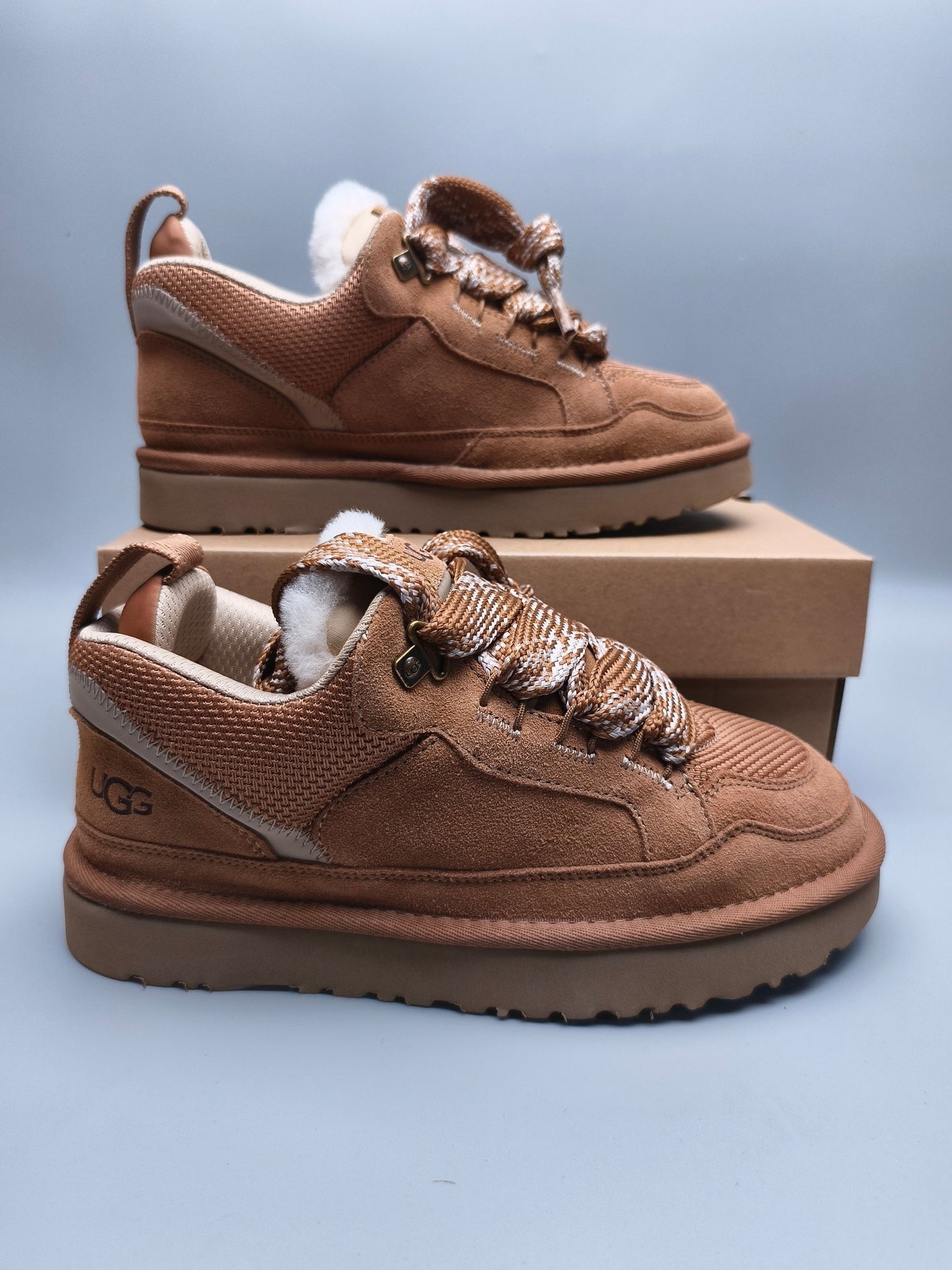 UGG