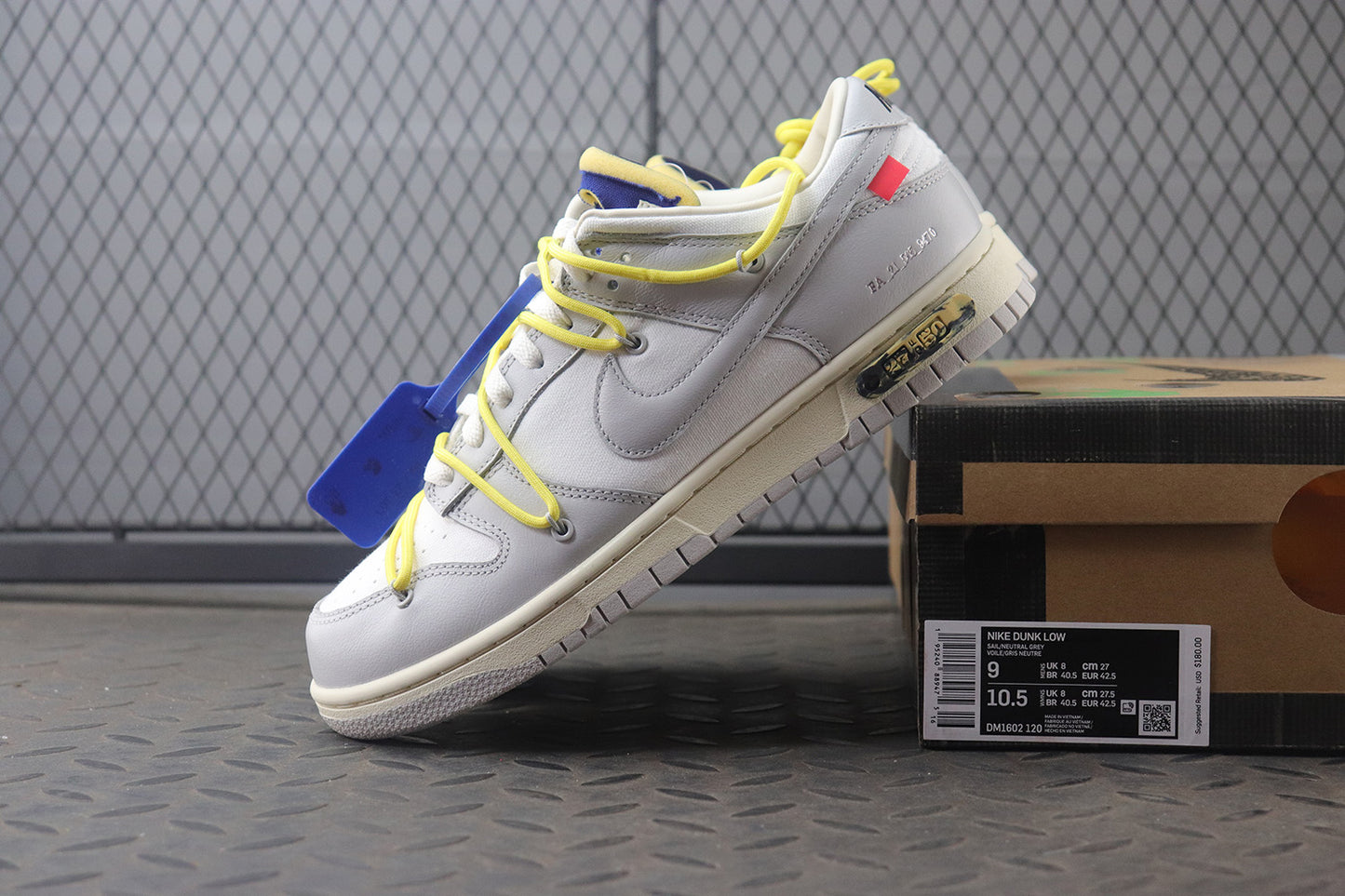 Off white dunk low lot 27