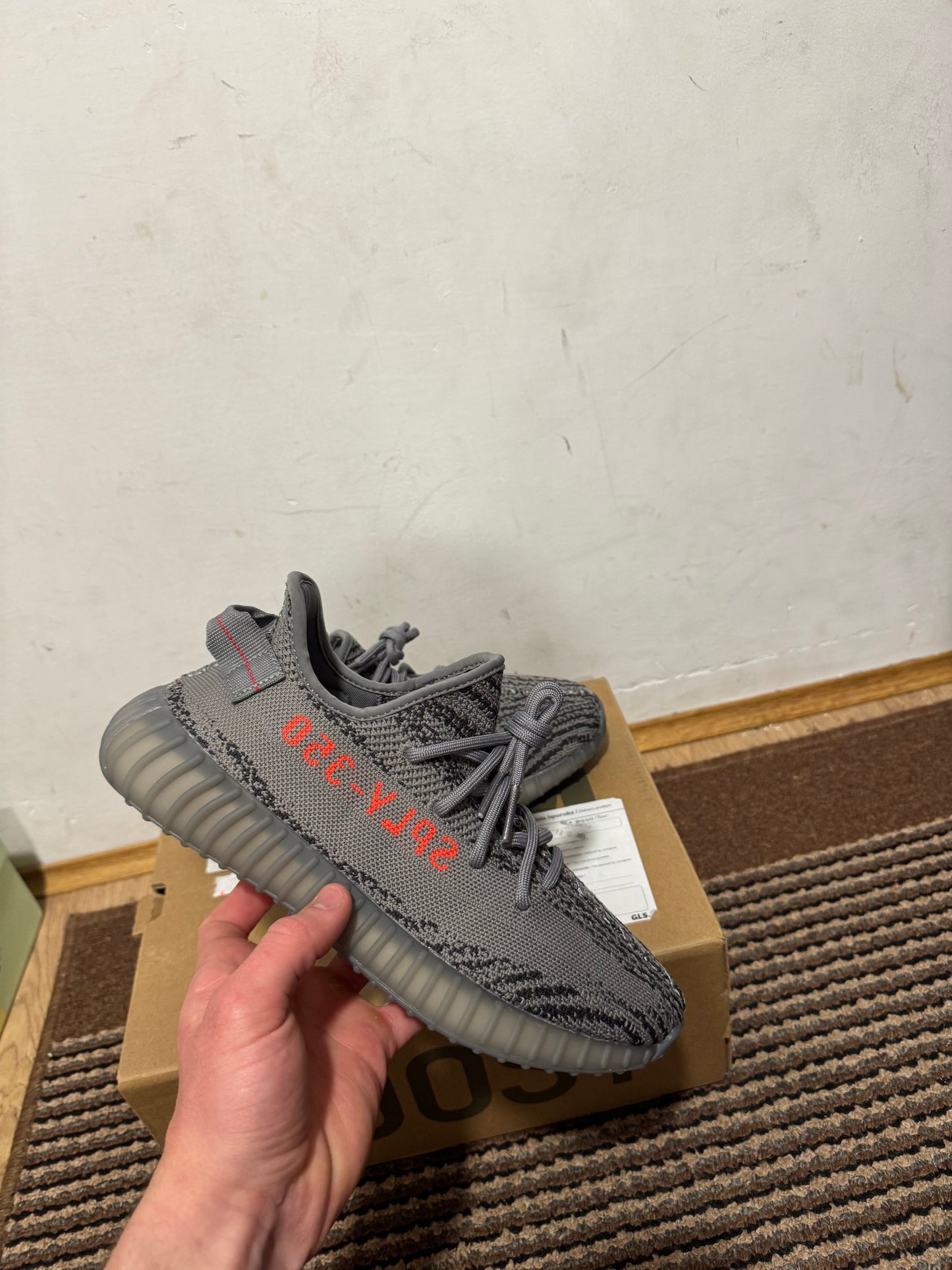 Yeezy 350 Beluga 2.0 Broj 39(Odmah Dostupno)