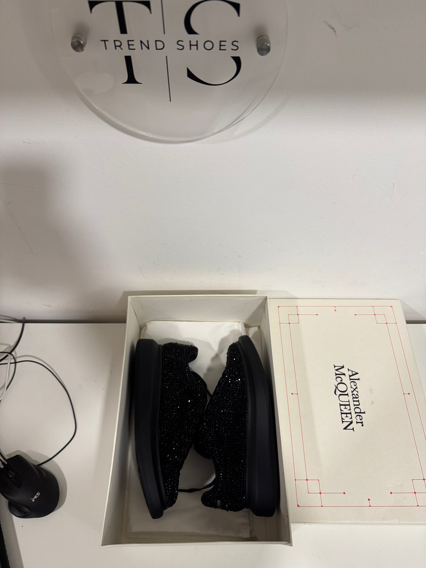 (Odmah Dostupno)Alexander McQueen Broj 38,39,43