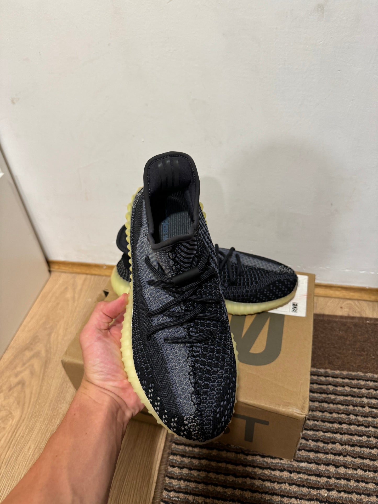 Yeezy 350 Asriel Broj 42,44 2/3(Odmah Dostupno)