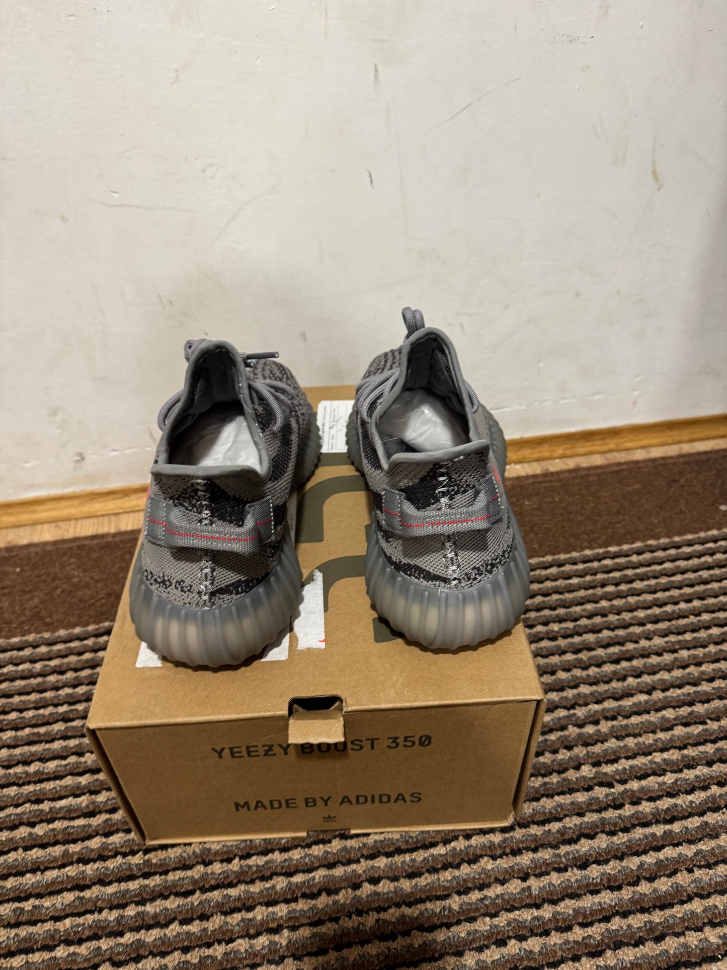 Yeezy 350 Beluga 2.0 Broj 39(Odmah Dostupno)