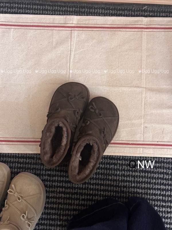 UGG