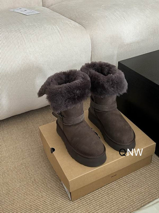 UGG