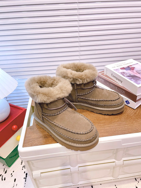 UGG