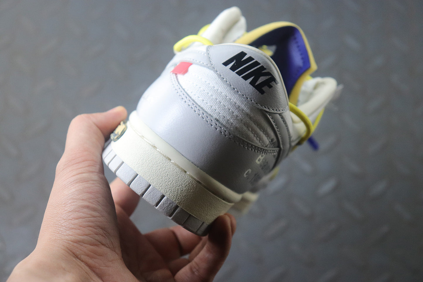 Off white dunk low lot 27