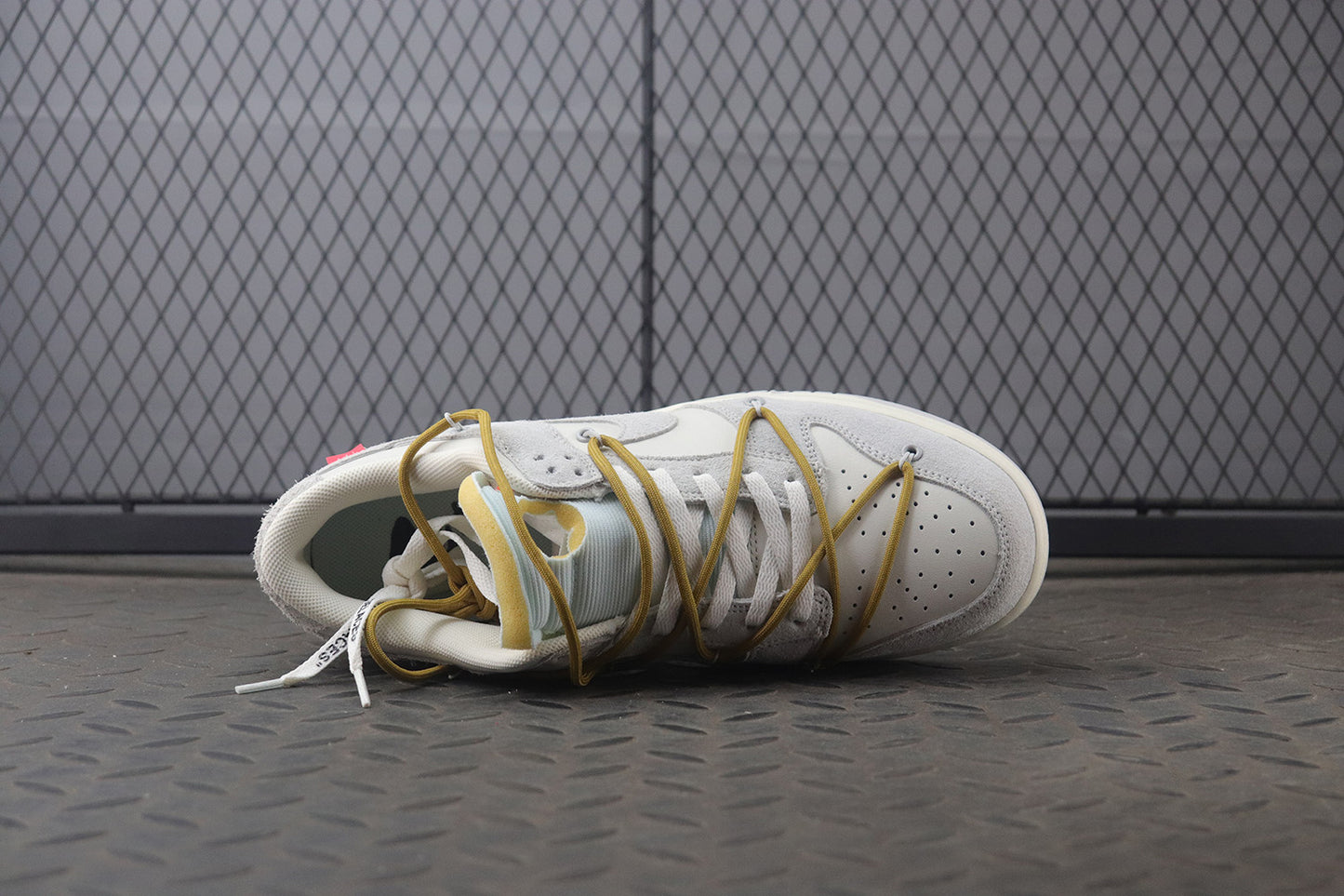 Off white dunk low lot 13