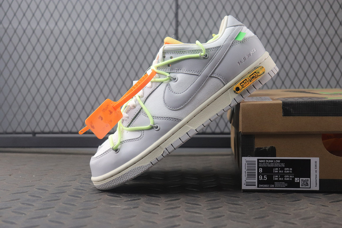 Off white dunk low lot 43