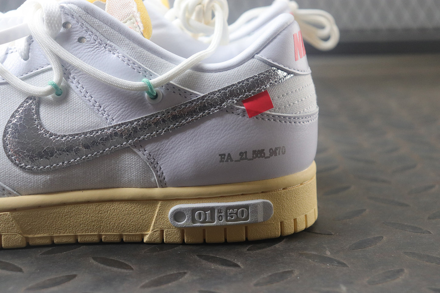 Off white dunk low lot 1