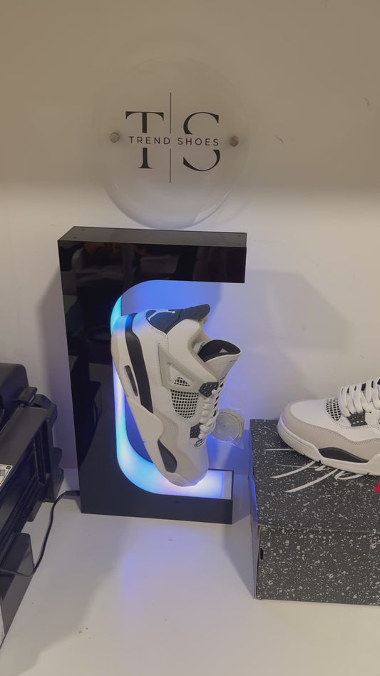 (Odmah Dostupno)Jordan 4 Military Black Broj 39,40,42
