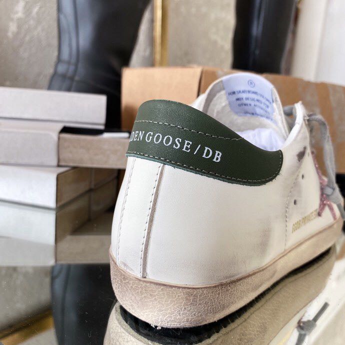 Golden Goose